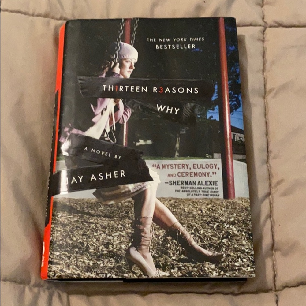 🌵Thirteen reasons why hardcover